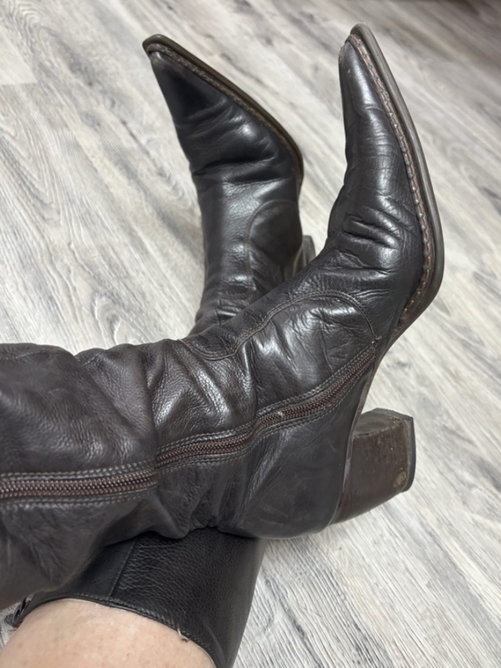 Tauaggi Vintage Italian Leather Pointed Toe Boots | Made in Italy | Size: 38 / 8